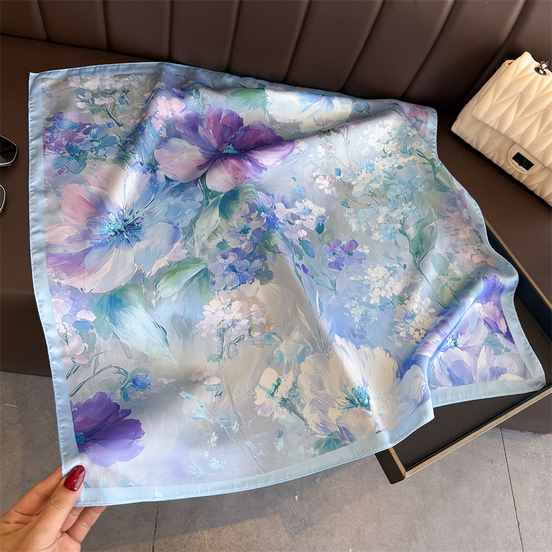Foulard carré en soie imprimé  - Scarf Silk Square avis et prix