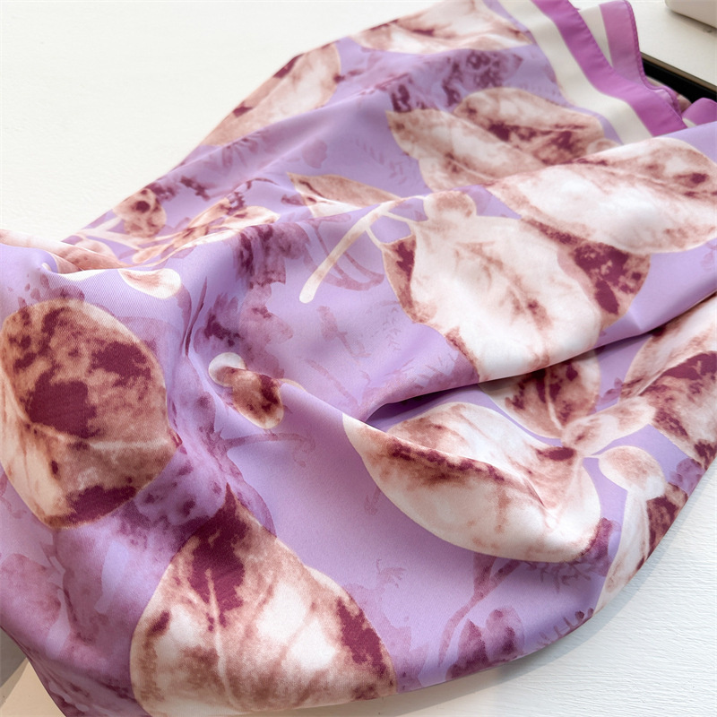 Grand Foulard Carré Imprimé Ré - Scarf Silk Square avis et prix